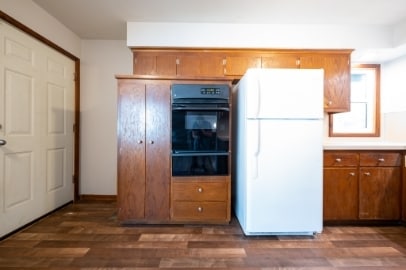 Building Photo - 842 25th Ave SE