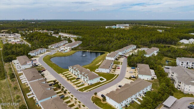 Building Photo - 1882 Pointe Dr