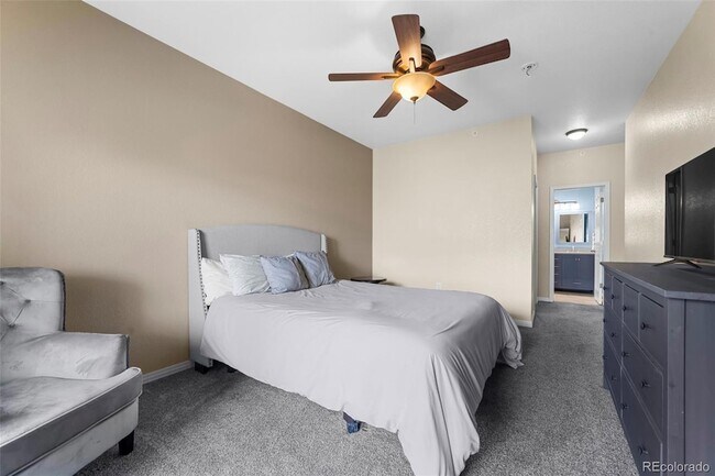 Building Photo - 9569 Pearl Cir