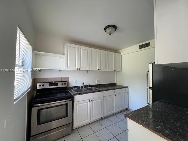 Building Photo - 4548 SW 33rd Ave