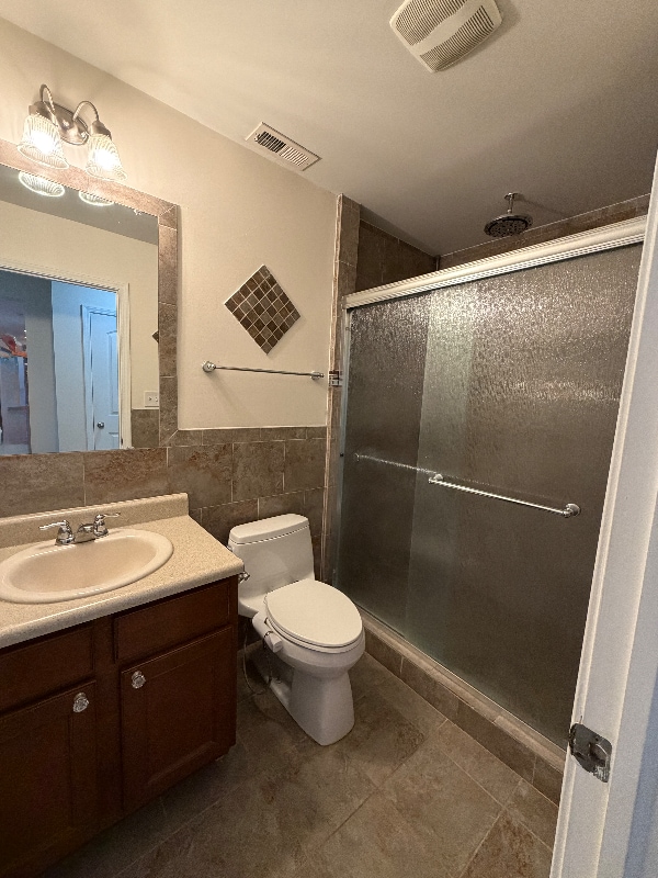 Building Photo - 7952 Bombay Ln