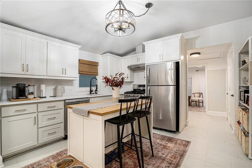 Building Photo - 1812 Defoor Ave NW