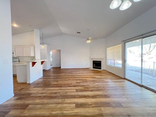 Building Photo - 4226 Inglewood Point St