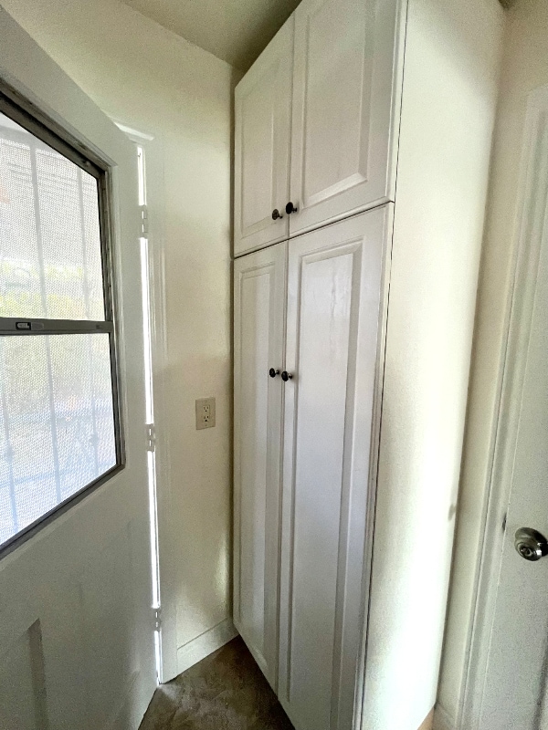 Building Photo - 15535 Saranac Dr