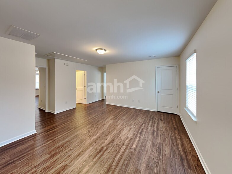 Building Photo - 94 Shelby Ct