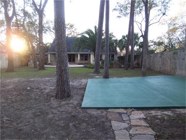 Building Photo - 1240 Bingle Rd