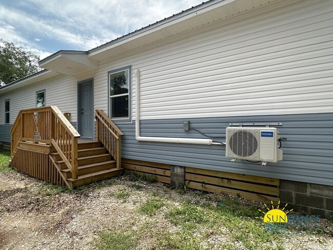 Building Photo - NEW 2-Bedroom Home in Fort Walton Beach ne...