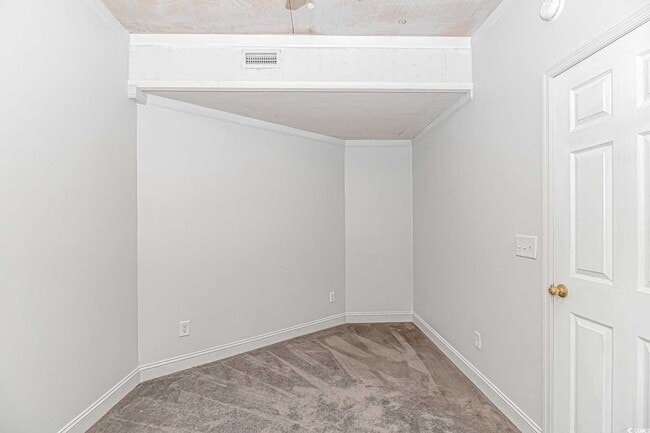 Building Photo - Hagley Estates