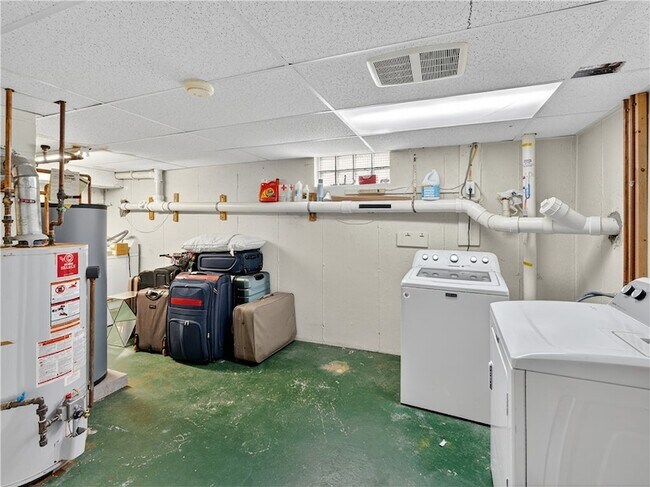 Building Photo - 239 Bulgarmarsh Rd