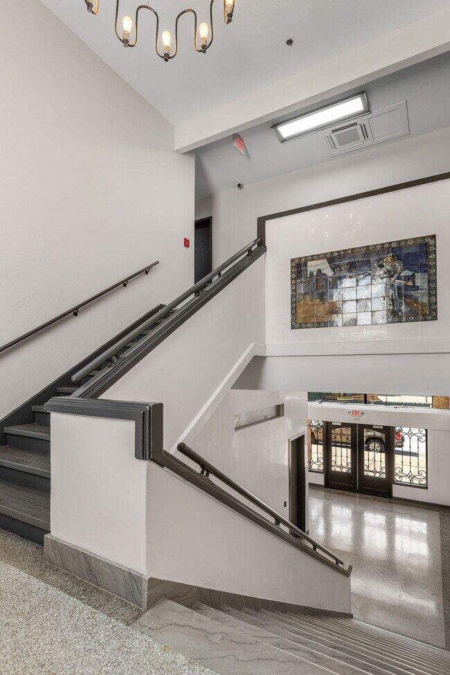 Building Photo - 901 9th St