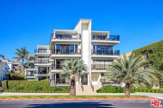 Building Photo - 833 Ocean Ave