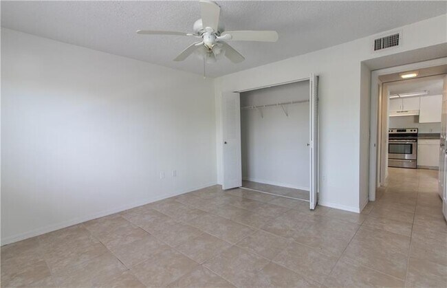 Building Photo - 5045 Wiles Rd