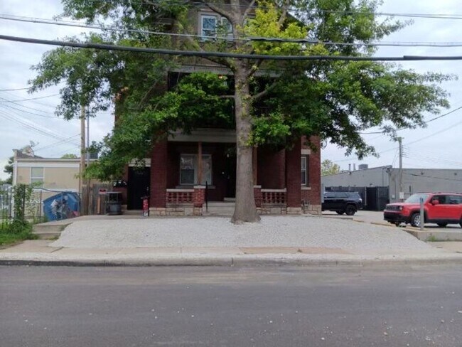Primary Photo - Comfortable 1 bedroom condo unit in KCMO!