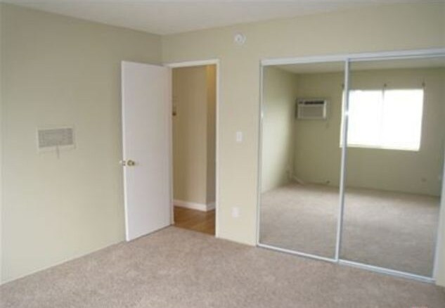 Building Photo - 18530 Hatteras St