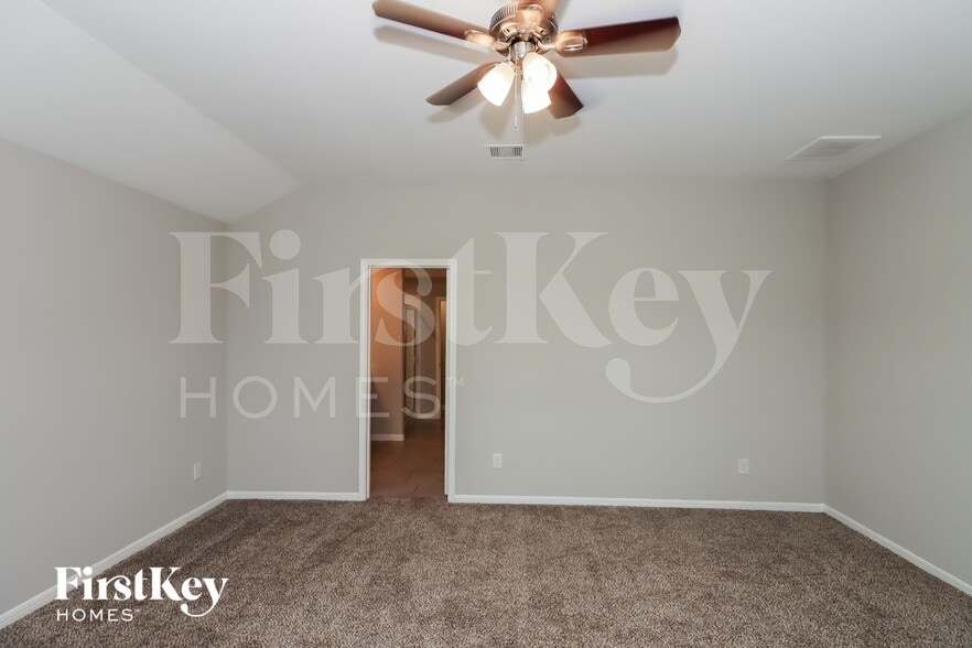 Building Photo - 3003 Veeder Pass Ln