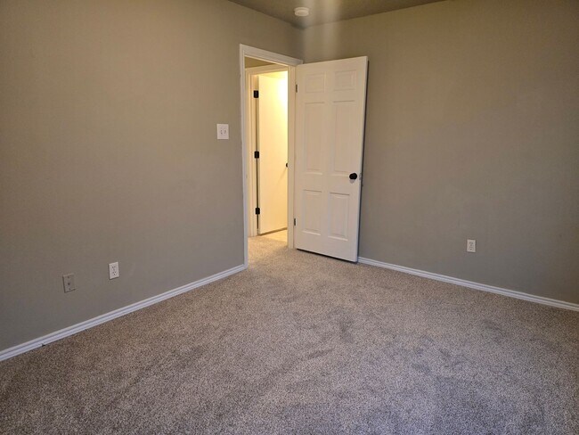 Building Photo - Updated and available now!