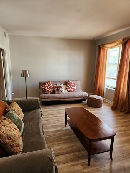 Building Photo - 1737 P St NW