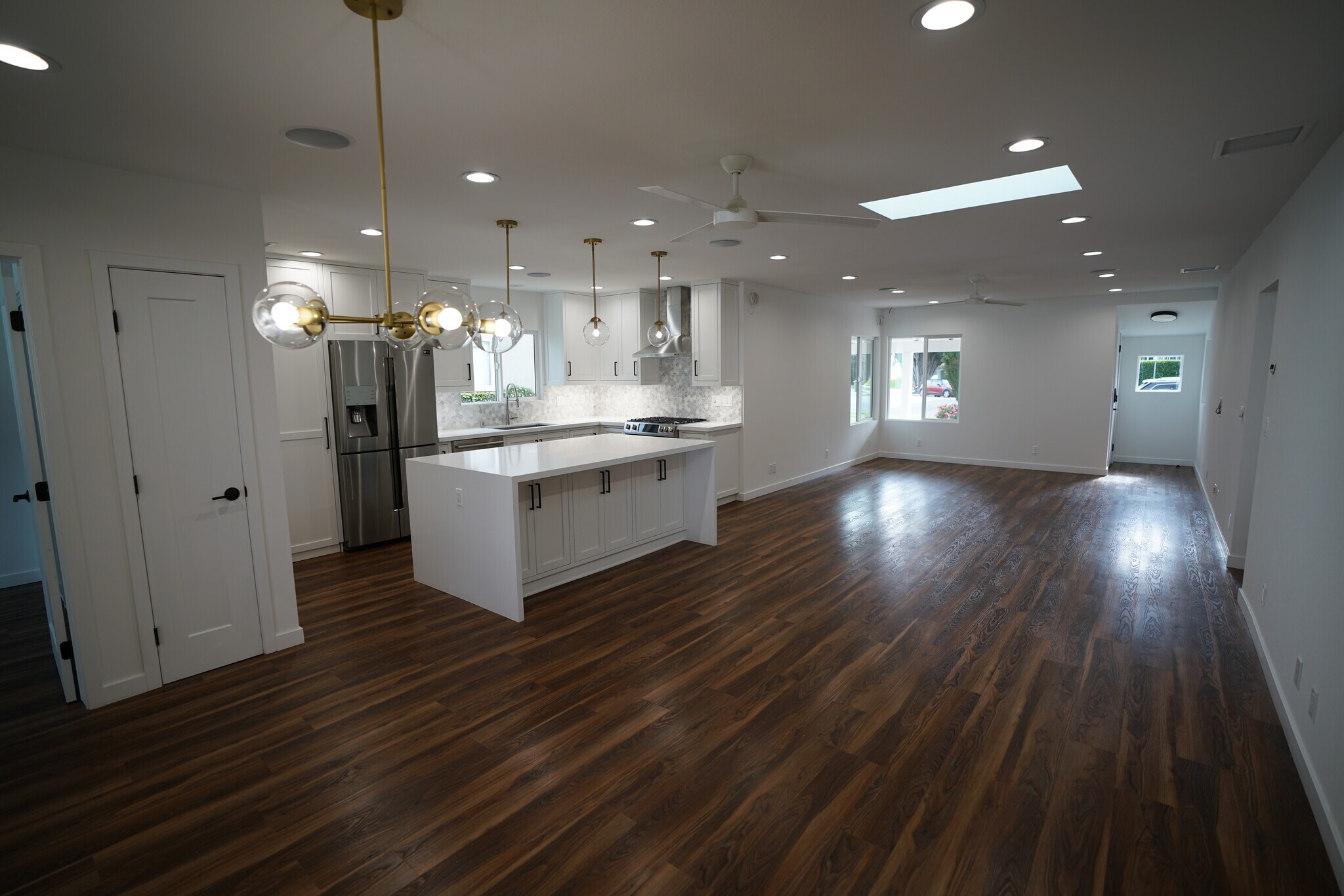 Building Photo - 4466 Sherman Oaks Cir