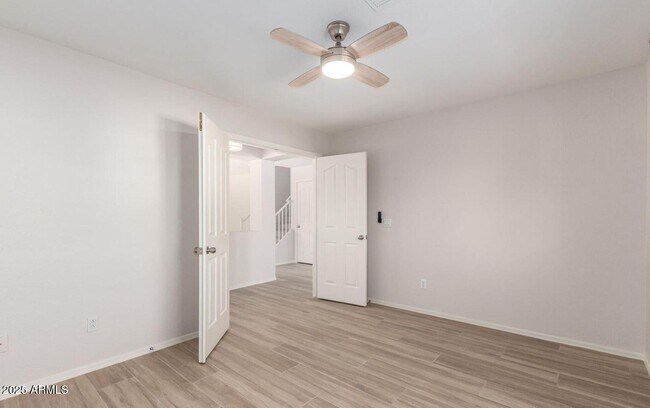 Building Photo - 3734 E Betsy Ln