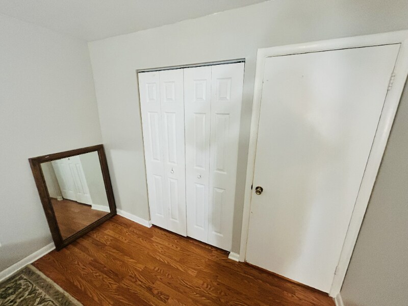 Building Photo - 11381 Laurelwalk Dr