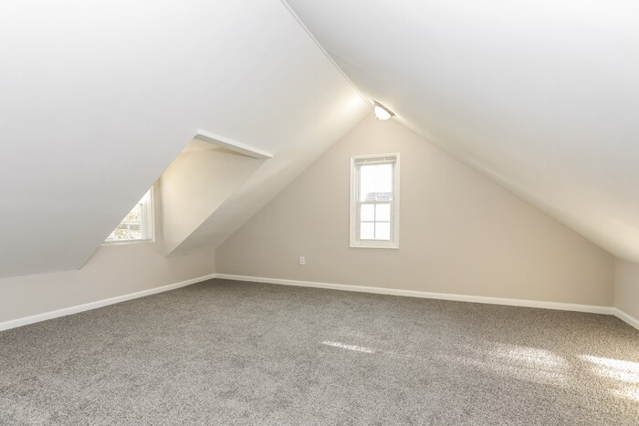 Building Photo - 4903 Anntana Ave