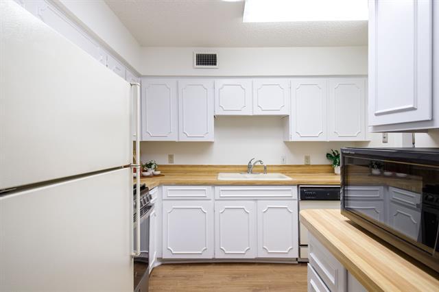 Building Photo - 5949 Copperwood Ln