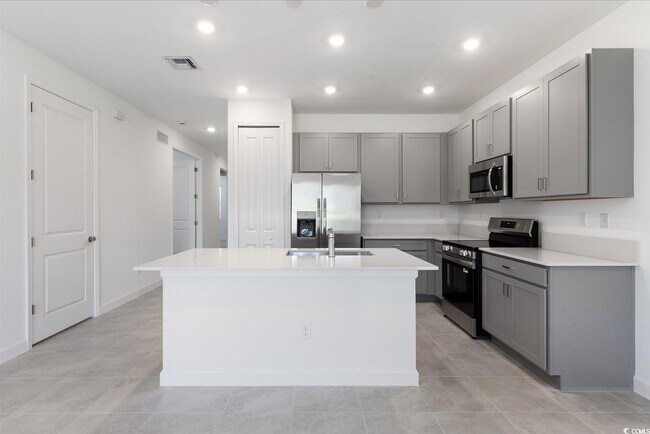 Building Photo - 6435 Seabright Ter