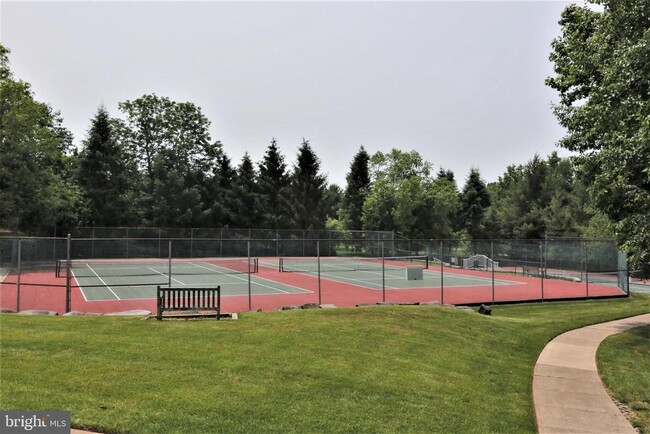 Building Photo - 22 Briarwood Ct