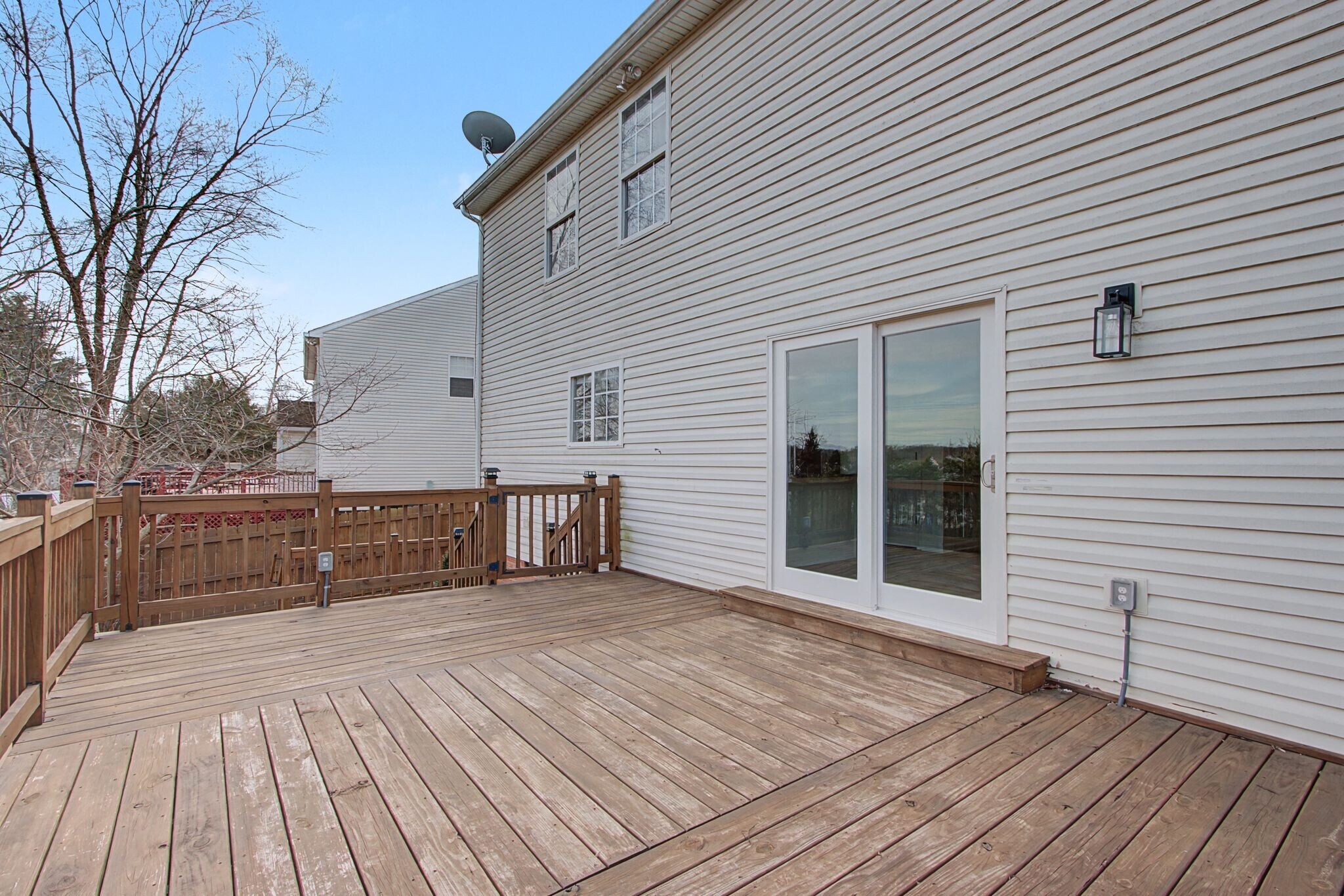 Building Photo - 2932 Burtonwood Dr