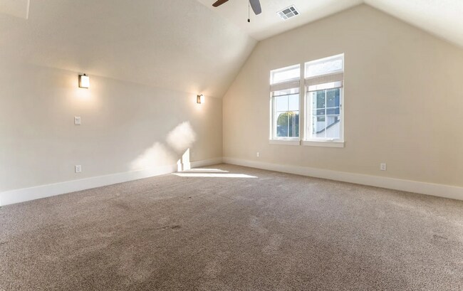 Building Photo - Beautiful 3 Bed 3 Bath home in the Heart of Eagle