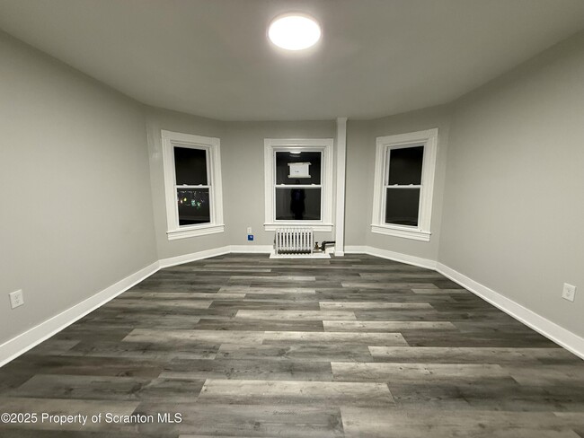 Building Photo - 50 Market St