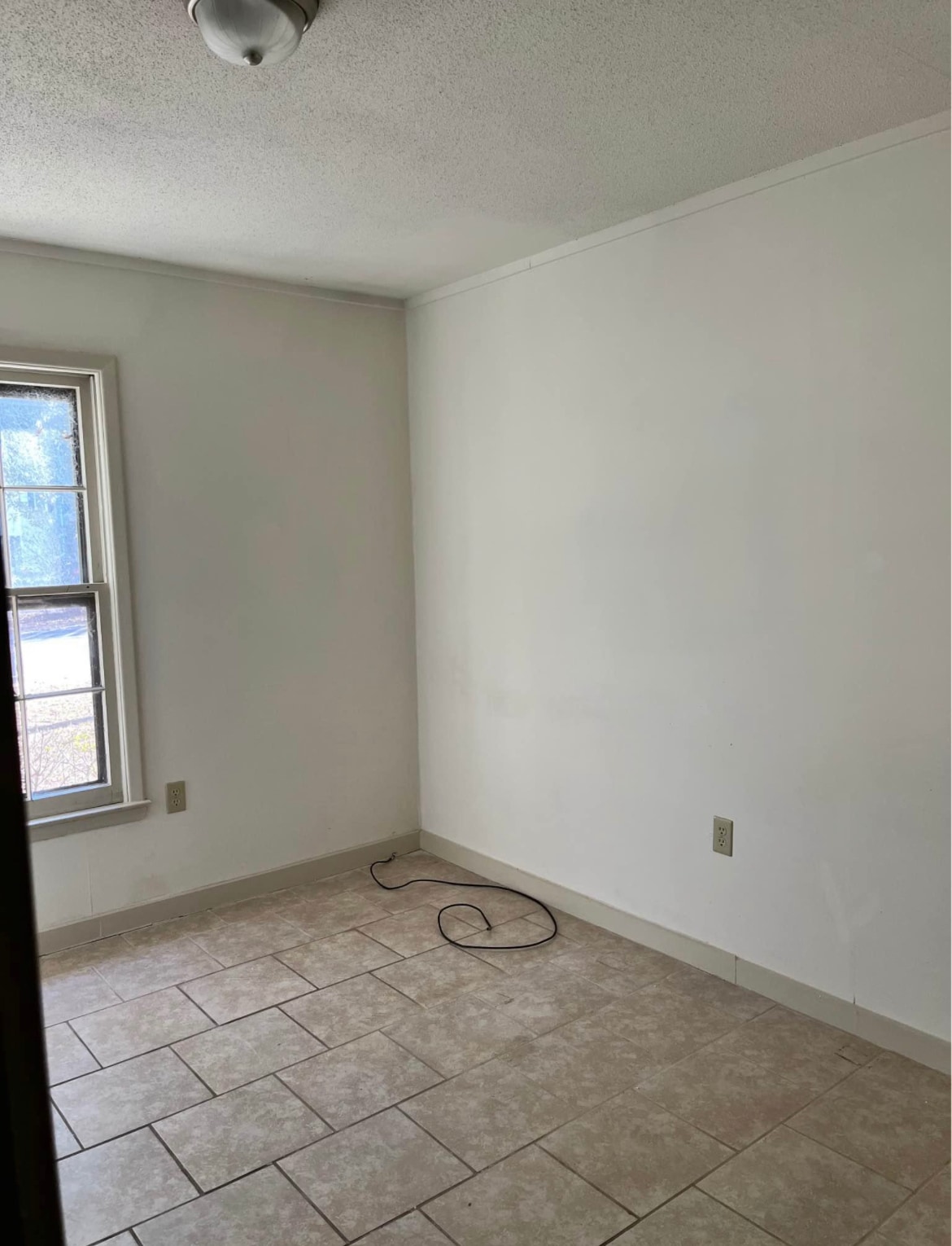 Building Photo - 1421 Wellington Ave