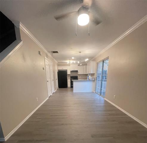 Building Photo - 611 Oriole Blvd