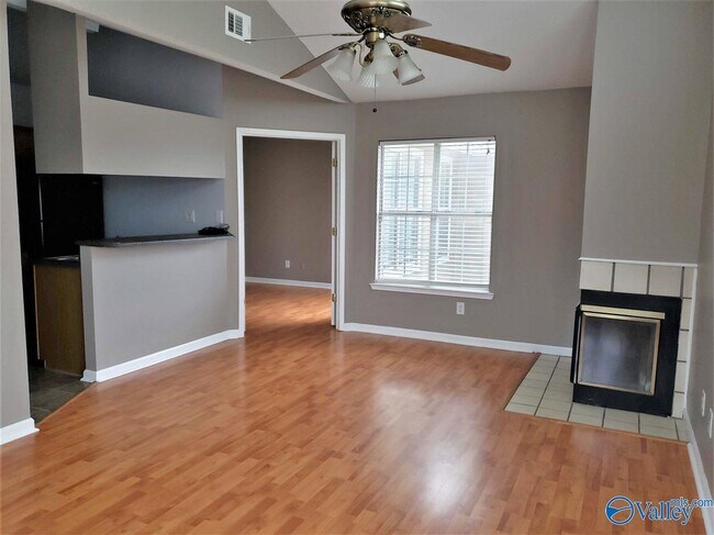 Building Photo - 181 Waters Edge Ln