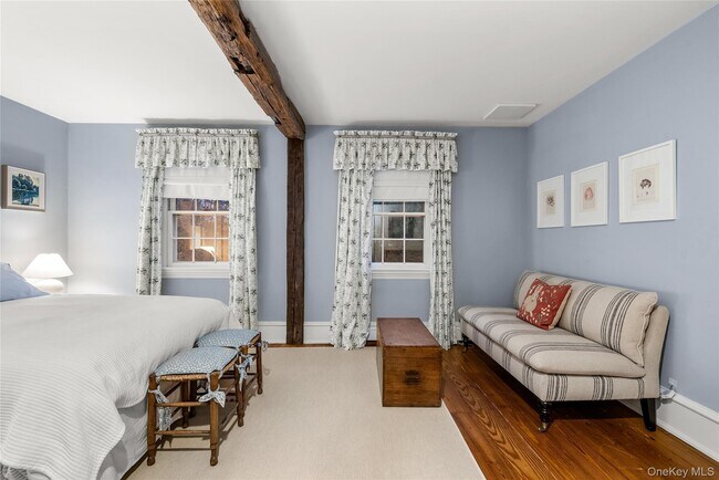 Building Photo - 448 Long Ridge Rd