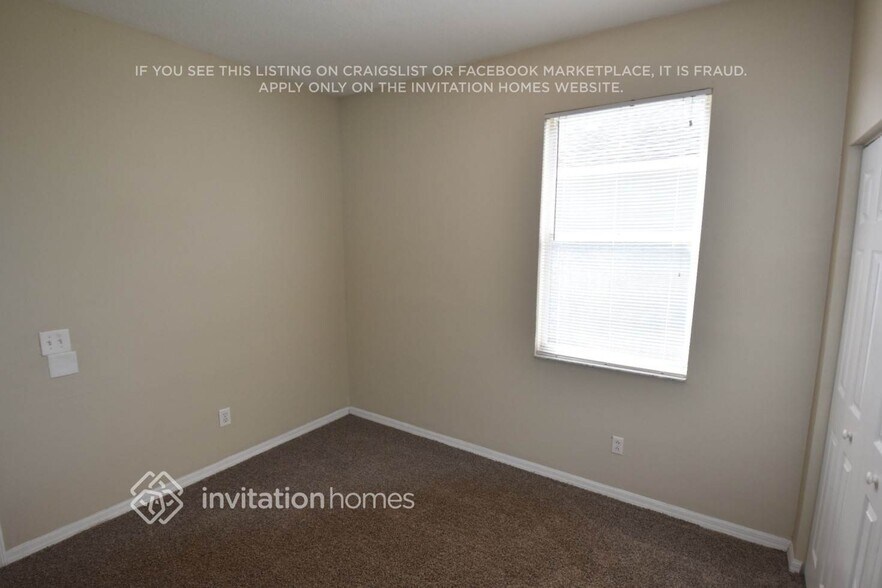 Building Photo - 12908 Lake Ventana Dr