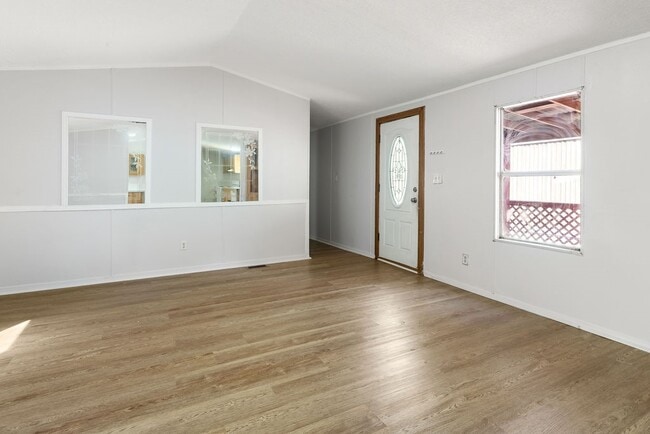 Building Photo - 13173 S Lee Shore Dr