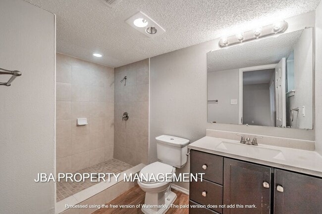 Building Photo - 1758 Farleigh Ct