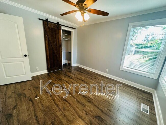 Building Photo - 602 W Glenwood Ave NE