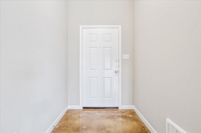 Building Photo - New Duplex on Hilltop Drive | Midway ISD