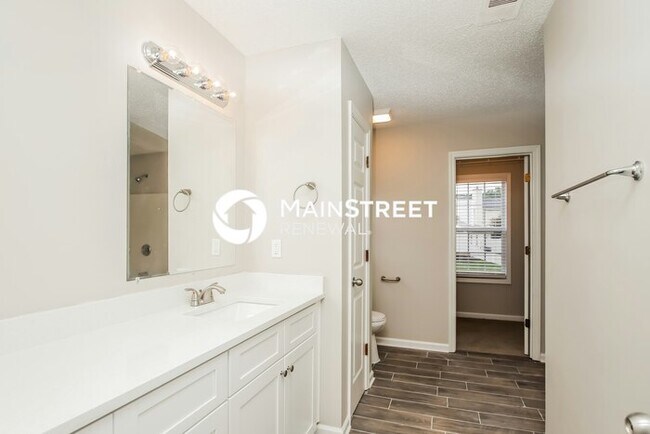 Building Photo - 3 Bedroom Pet-Friendly Home in HIRAM, GA with Main Street Renewal