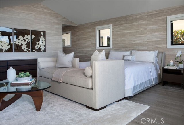 Building Photo - 27 N La Senda Dr