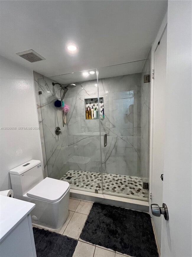 Building Photo - 5580 W 26th Ct