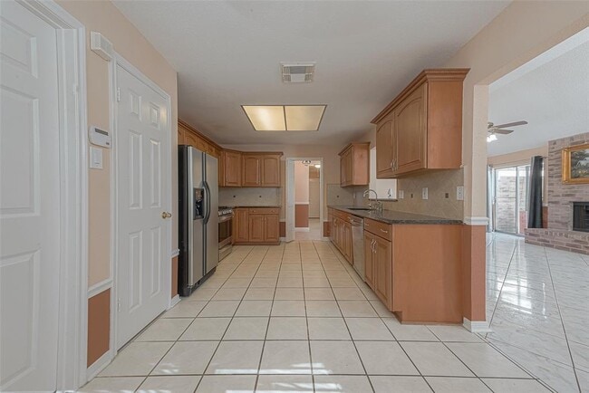 Building Photo - 2919 Pepperwood Dr