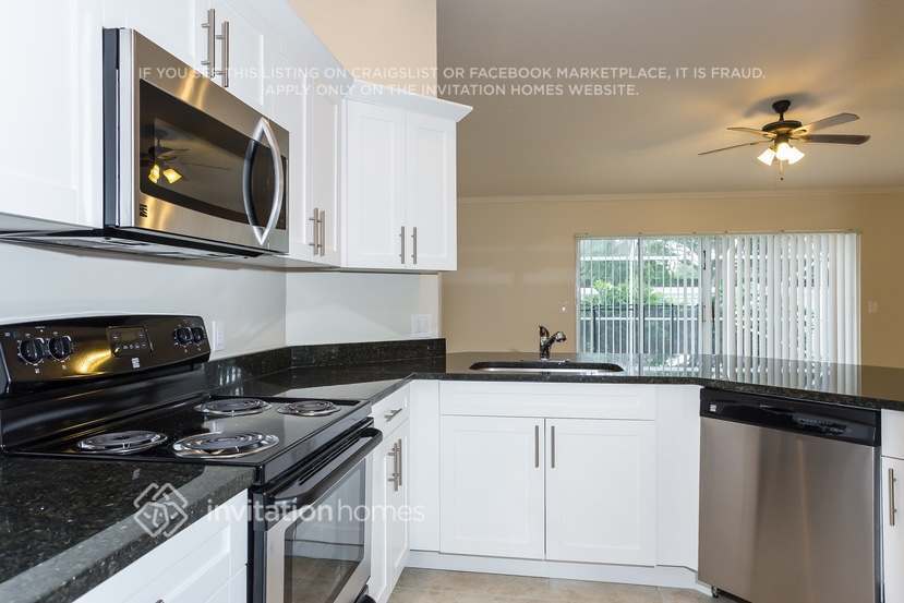 Building Photo - 12912 Buckland St