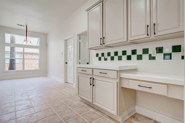 Building Photo - 10615 Indian Paintbrush Ln