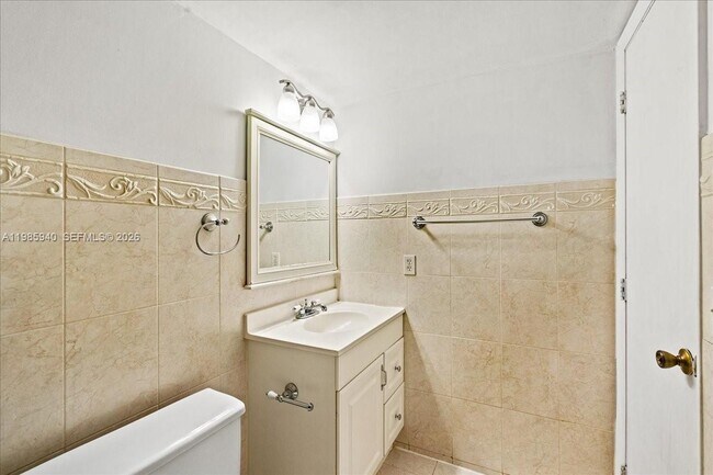 Building Photo - 8701 SW 141st St