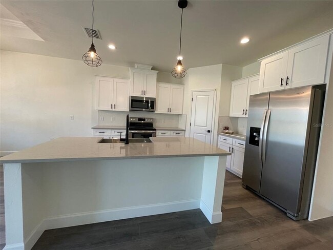 Building Photo - 1447 SW 67th Dr