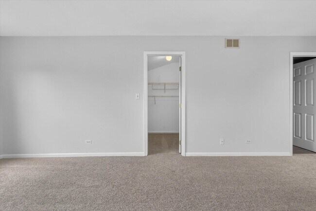 Building Photo - 533 Cherry Hill Ct