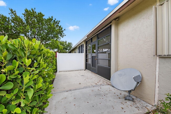 Building Photo - 18833 Argosy Dr